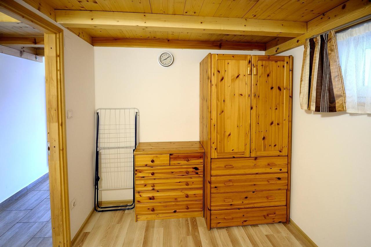 Luca Apartman Apartment Balatonlelle Exterior photo